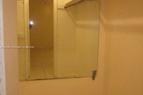 Купить кондоминиум в Мирамар, Флорида 2 спальни, 75.25м2, № 1970011 - фото 14