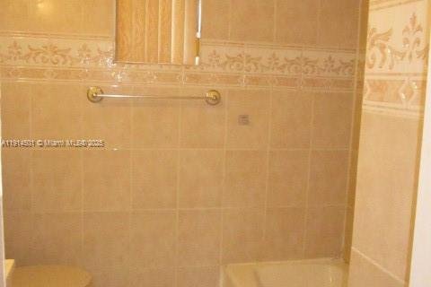 Купить кондоминиум в Мирамар, Флорида 2 спальни, 75.25м2, № 1970011 - фото 16