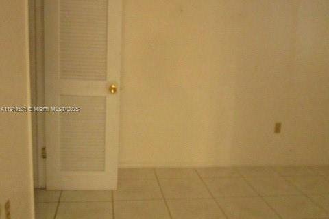 Купить кондоминиум в Мирамар, Флорида 2 спальни, 75.25м2, № 1970011 - фото 17