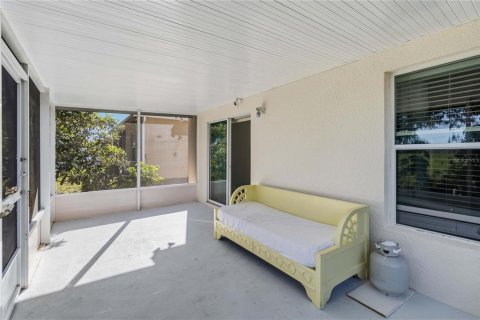 House in Kissimmee, Florida 3 bedrooms, 137.77 sq.m. № 2394113 - photo 23