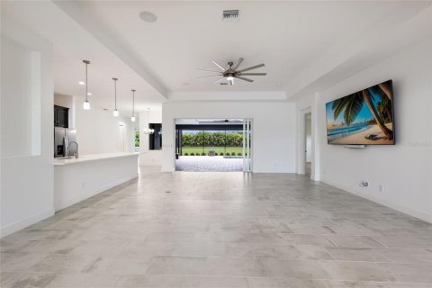 Villa ou maison à vendre à Parrish, Floride: 4 chambres, 317.73 m2 № 2396811 - photo 4