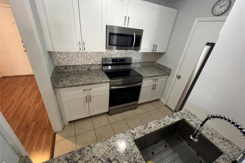 Купить кондоминиум в Помпано-Бич, Флорида 3 комнаты, 106.65м2, № 2177774 - фото 19