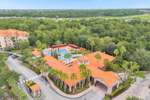 Condo in Davenport, Florida, 3 bedrooms № 2225039 - photo 3