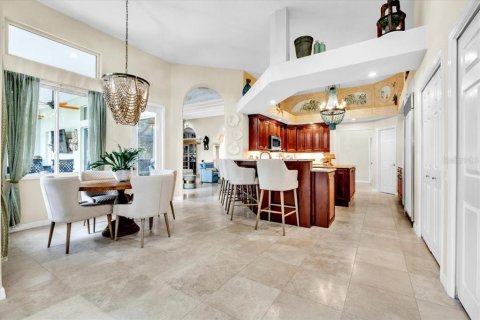 House in Port Charlotte, Florida 5 bedrooms, 612.88 sq.m. № 2294841 - photo 12
