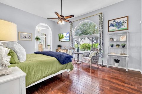House in Port Charlotte, Florida 5 bedrooms, 612.88 sq.m. № 2294841 - photo 25