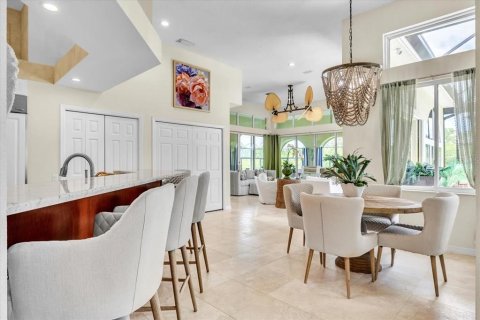 House in Port Charlotte, Florida 5 bedrooms, 612.88 sq.m. № 2294841 - photo 17