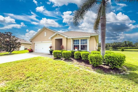 Villa ou maison à vendre à Punta Gorda, Floride: 3 chambres, 157 m2 № 2314096 - photo 4