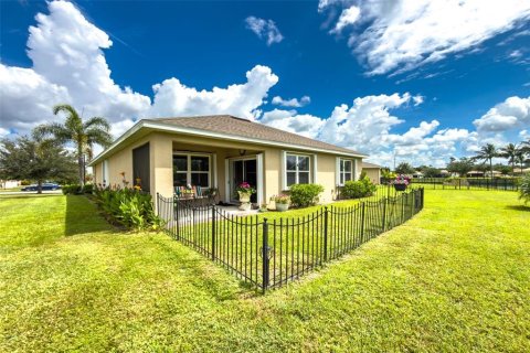 Villa ou maison à vendre à Punta Gorda, Floride: 3 chambres, 157 m2 № 2314096 - photo 25