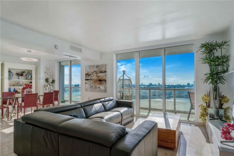 Copropriété à louer à Miami, Floride: 2 chambres, 126.07 m2 № 1976695 - photo 5