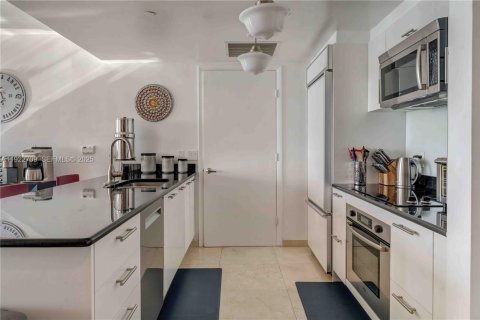 Copropriété à louer à Miami, Floride: 2 chambres, 126.07 m2 № 1976695 - photo 9