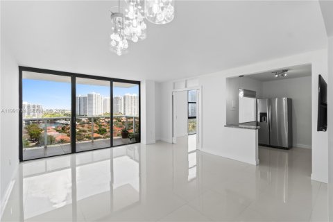 Copropriété à vendre à Aventura, Floride: 1 chambre, 83.24 m2 № 2052582 - photo 14