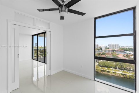 Copropriété à vendre à Aventura, Floride: 1 chambre, 83.24 m2 № 2052582 - photo 27
