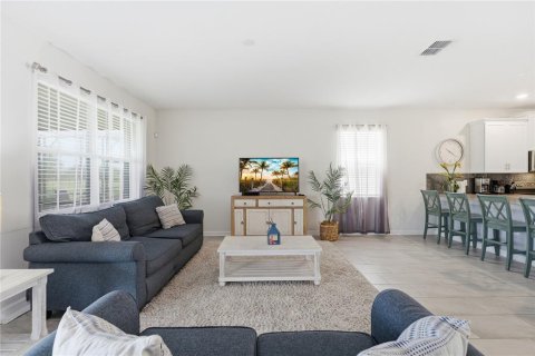 Villa ou maison à vendre à Kissimmee, Floride: 8 chambres, 409.79 m2 № 2322674 - photo 20