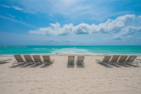 Copropriété à louer à Bal Harbour, Floride: 3 chambres, 184.5 m2 № 1989947 - photo 8