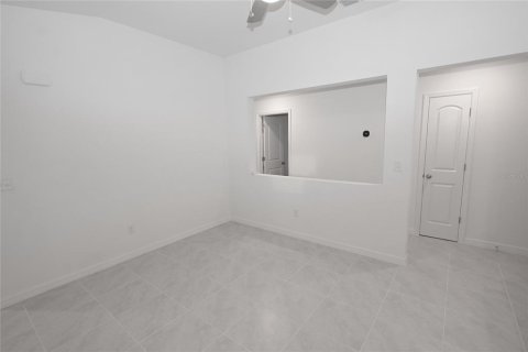 House in Parrish, Florida 3 bedrooms, 125.05 sq.m. № 2354645 - photo 10