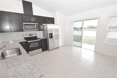 House in Parrish, Florida 3 bedrooms, 125.05 sq.m. № 2354645 - photo 6