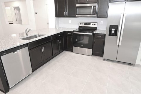 House in Parrish, Florida 3 bedrooms, 125.05 sq.m. № 2354645 - photo 3