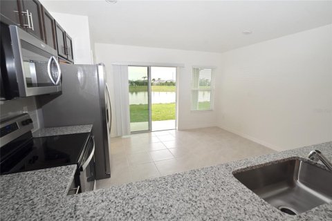 House in Parrish, Florida 3 bedrooms, 125.05 sq.m. № 2354645 - photo 9