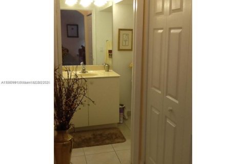Adosado en venta en Miramar, Florida, 3 dormitorios, 142.14 m2 № 1878743 - foto 15