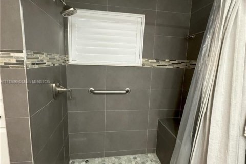 Купить виллу или дом в Майами, Флорида 4 спальни, 164.62м2, № 1762543 - фото 12