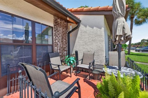 Touwnhouse à vendre à Largo, Floride: 3 chambres, 127.74 m2 № 2350002 - photo 18