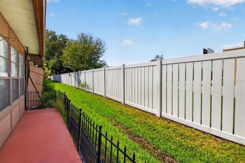 Touwnhouse à vendre à Largo, Floride: 3 chambres, 127.74 m2 № 2350002 - photo 17