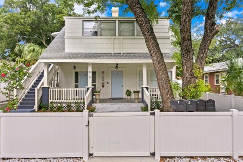 Commercial property in Saint Petersburg, Florida 3 bedrooms, 261.52 sq.m. № 1578746 - photo 6