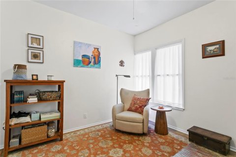 Commercial property in Saint Petersburg, Florida 3 bedrooms, 261.52 sq.m. № 1578746 - photo 26