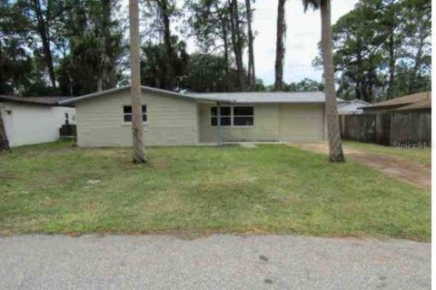 Casa en venta en New Port Richey, Florida, 3 dormitorios, 115.66 m2 № 1916646 - foto 1