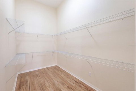 Купить виллу или дом в Киссимми, Флорида 8 комнат, 240.8м2, № 2429404 - фото 24