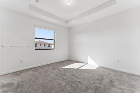 Casa en venta en Homestead, Florida, 3 dormitorios, 140.65 m2 № 1974588 - foto 21