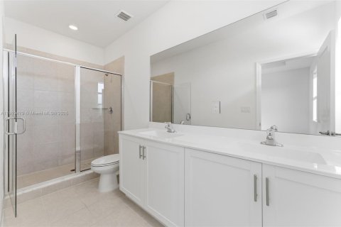 Casa en venta en Homestead, Florida, 3 dormitorios, 140.65 m2 № 1974588 - foto 28