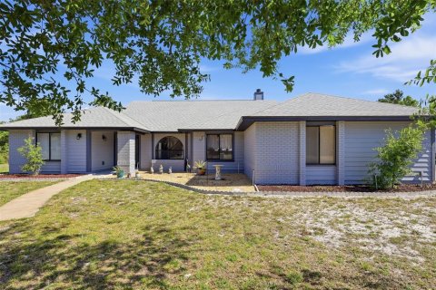Casa en DeBary, Florida 4 dormitorios, 213.12 m2 № 2120853