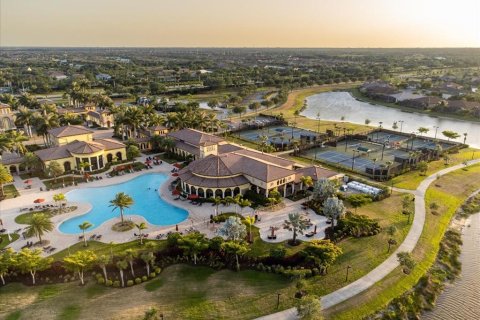Condominio en venta en Venice, Florida, 3 dormitorios, 203.18 m2 № 2142390 - foto 9