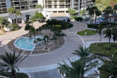 Copropriété à louer à Aventura, Floride: 2 chambres, 276.85 m2 № 1889675 - photo 5