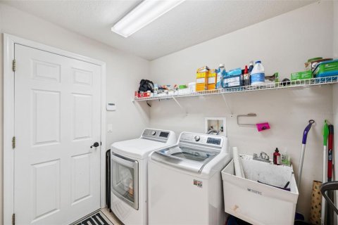 Купить виллу или дом в Уэсли-Чепел, Флорида 5 комнат, 185.15м2, № 1827064 - фото 8