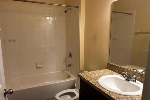 House in Orlando, Florida 5 bedrooms, 299.15 sq.m. № 1684877 - photo 29