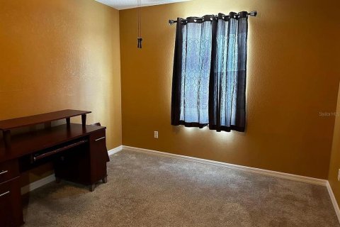 House in Orlando, Florida 5 bedrooms, 299.15 sq.m. № 1684877 - photo 14