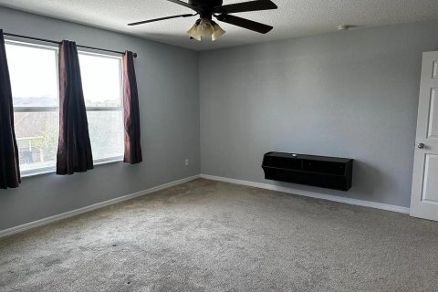 House in Orlando, Florida 5 bedrooms, 299.15 sq.m. № 1684877 - photo 19