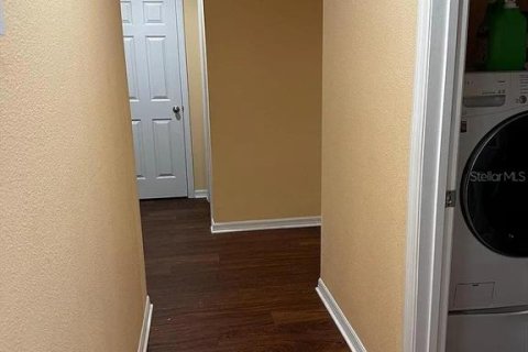 House in Orlando, Florida 5 bedrooms, 299.15 sq.m. № 1684877 - photo 17
