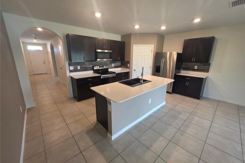 Villa ou maison à louer à Punta Gorda, Floride: 4 chambres, 169.83 m2 № 2386420 - photo 7