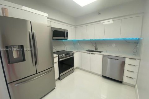 Снять в аренду кондоминиум в Авентура, Флорида 2 спальни, 101.36м2, № 1951924 - фото 10