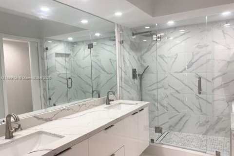 Снять в аренду кондоминиум в Авентура, Флорида 2 спальни, 101.36м2, № 1951924 - фото 13