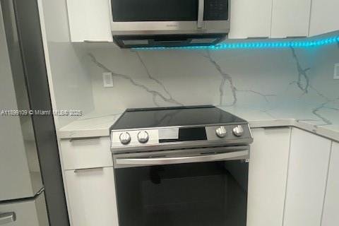 Снять в аренду кондоминиум в Авентура, Флорида 2 спальни, 101.36м2, № 1951924 - фото 14