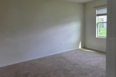 House in Sanford, Florida 4 bedrooms, 168.62 sq.m. № 2104955 - photo 13