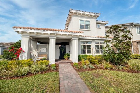Casa en venta en Orlando, Florida, 4 dormitorios, 351.54 m2 № 1899909 - foto 4