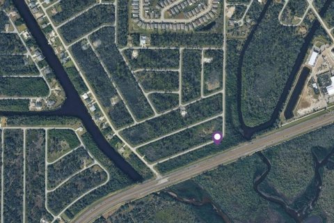 Terreno en venta en Port Charlotte, Florida № 2214437 - foto 4