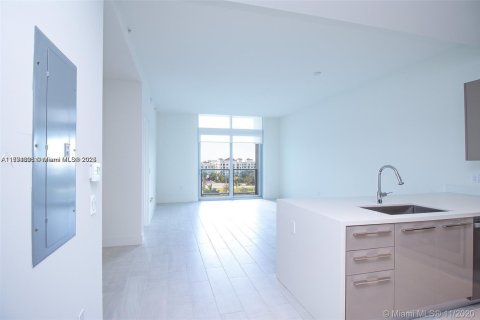 Copropriété à vendre à Sunrise, Floride: 1 chambre, 69.58 m2 № 1867155 - photo 1