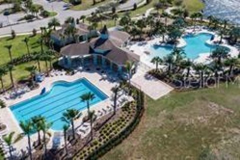 House in Sun City Center, Florida 4 bedrooms, 177.81 sq.m. № 1837930 - photo 5