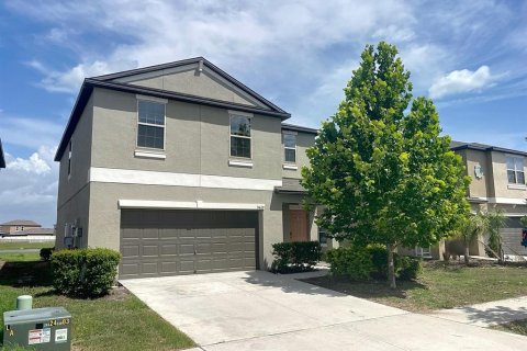 House in Sun City Center, Florida 4 bedrooms, 177.81 sq.m. № 1837930 - photo 4